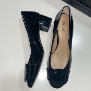 Brand NEW charol Michael Kors